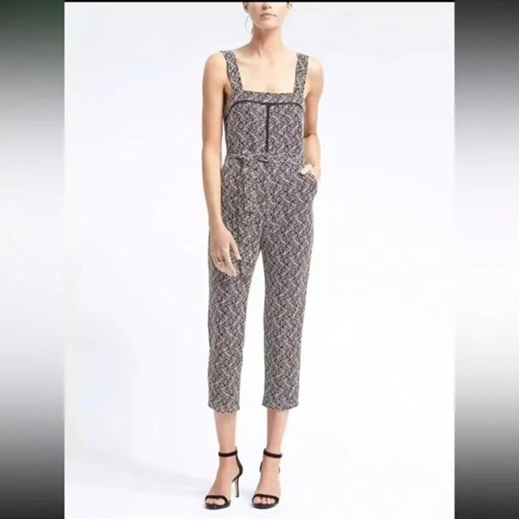 Banana Republic Embroidered Sleeveless Jumpsuit Black and White Size 4 - Picture 1 of 11